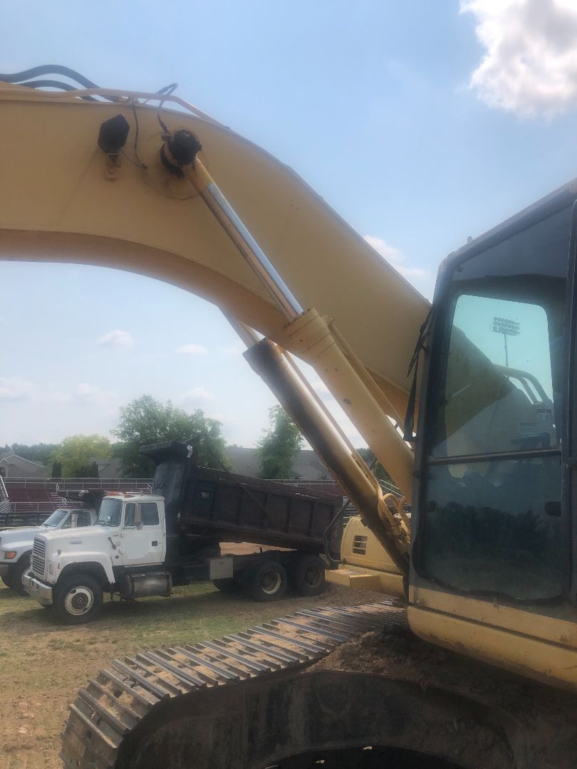 1997 KOMATSU PC200LC-6LE - Image 18